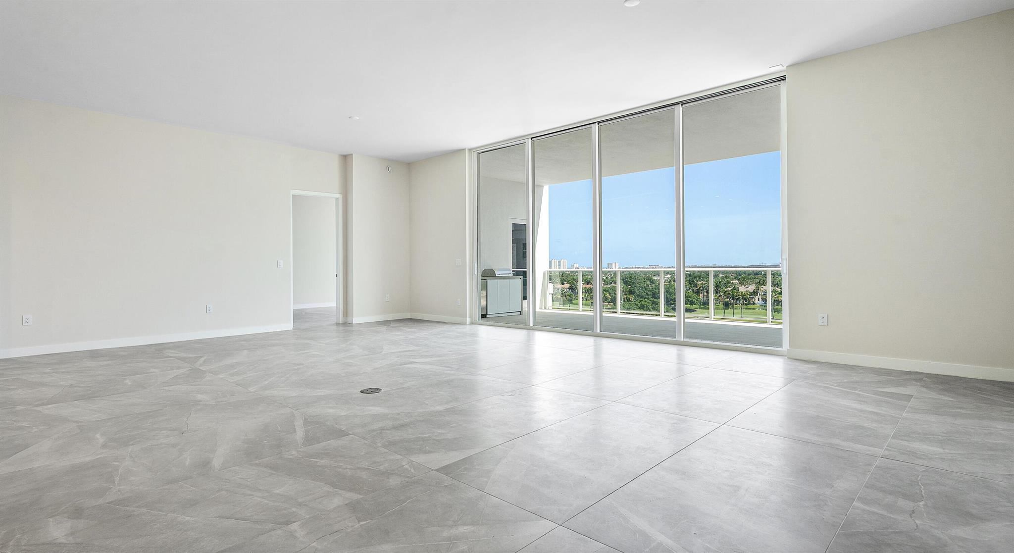 220 SE Mizner Boulevard Ph920, Boca Raton, FL, 33432/$6,195,000 2 220 SE Mizner Boulevard Ph920
