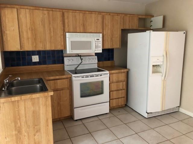 Tamarac Lakes North 3rd S - Residential