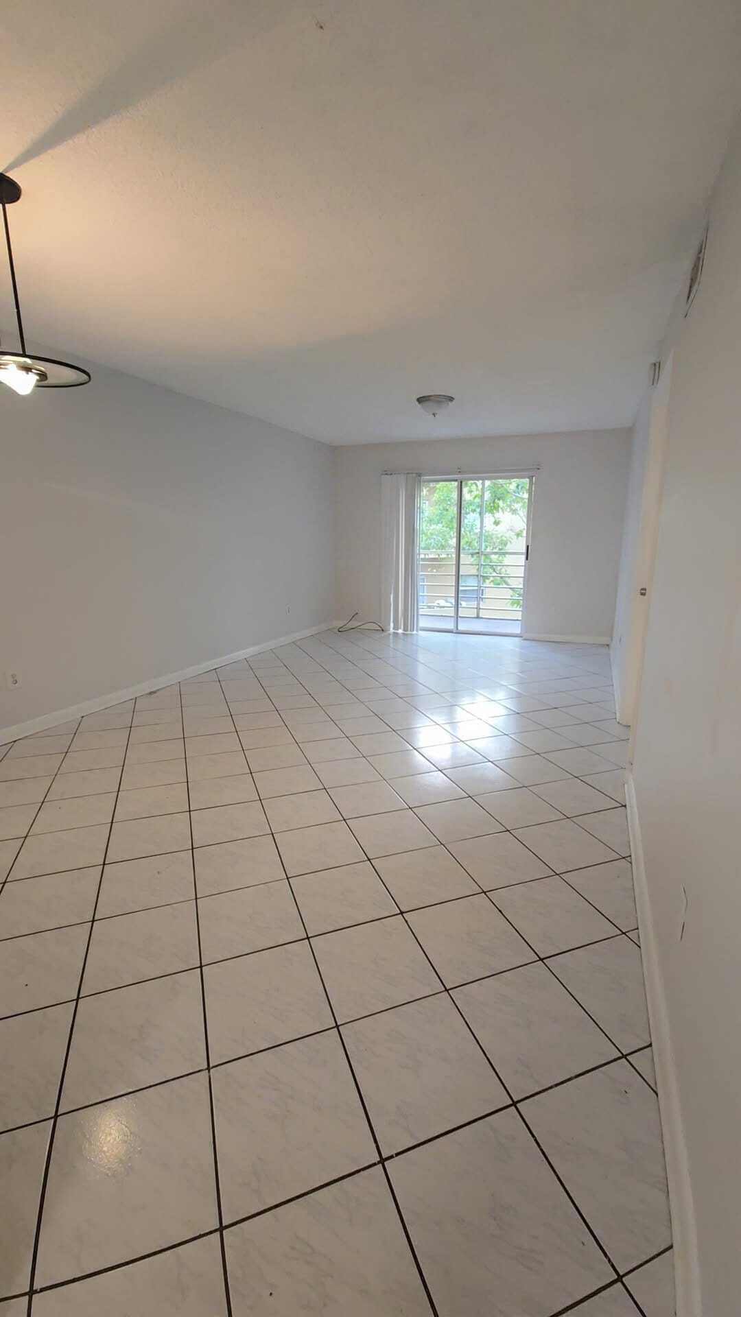 OAKS CONDO - Residential Lease