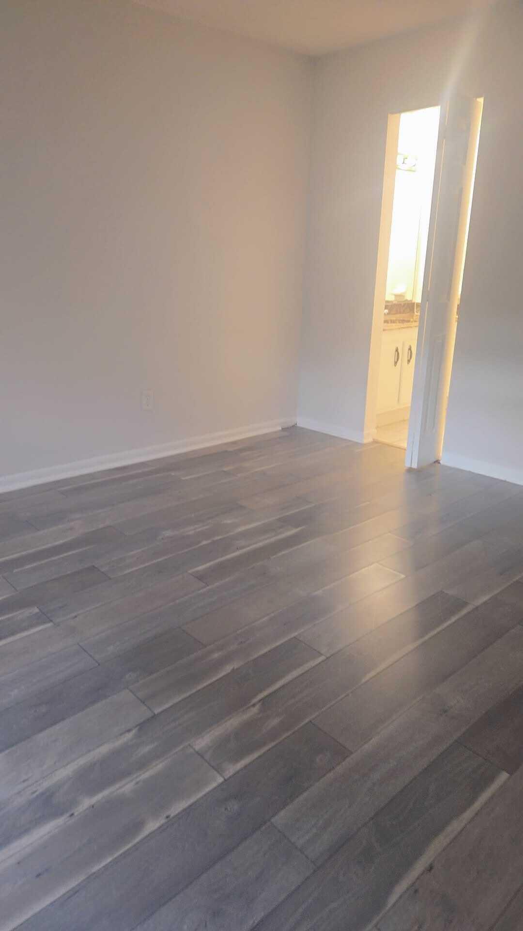 OAKS CONDO - Residential Lease
