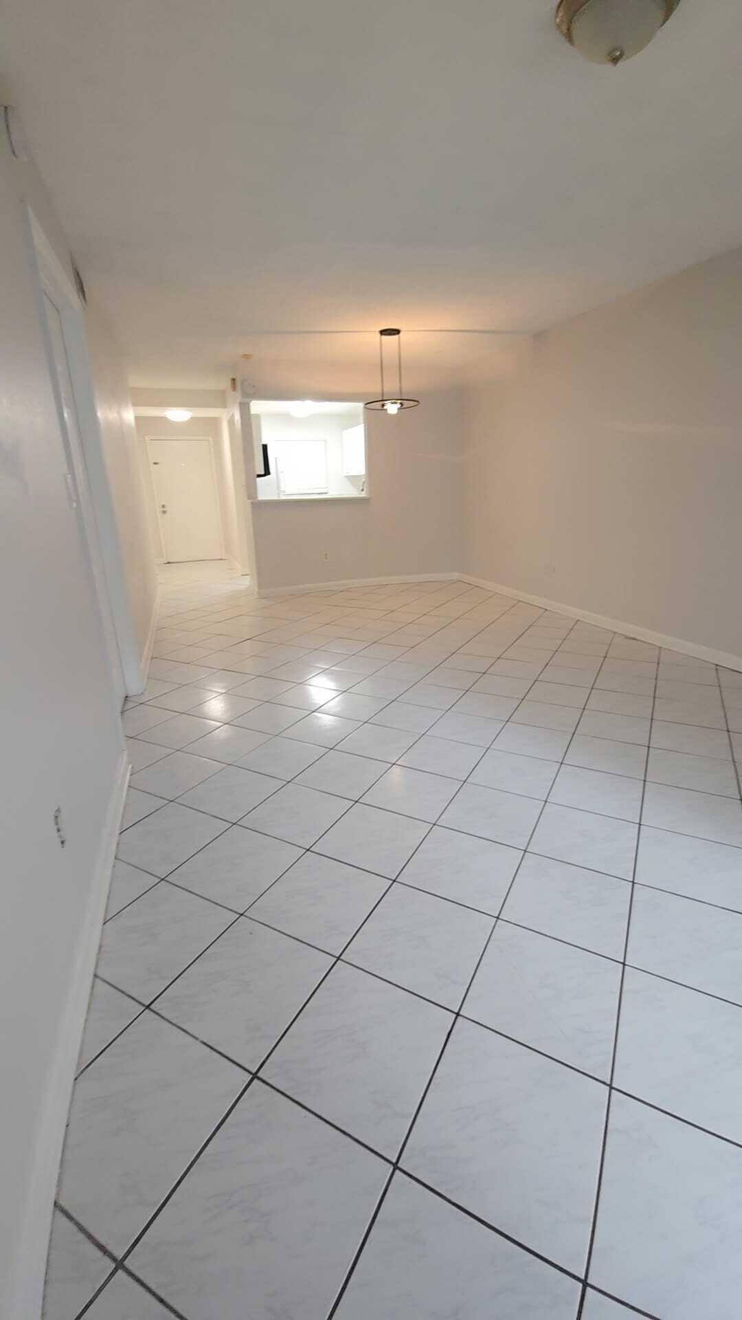 OAKS CONDO - Residential Lease