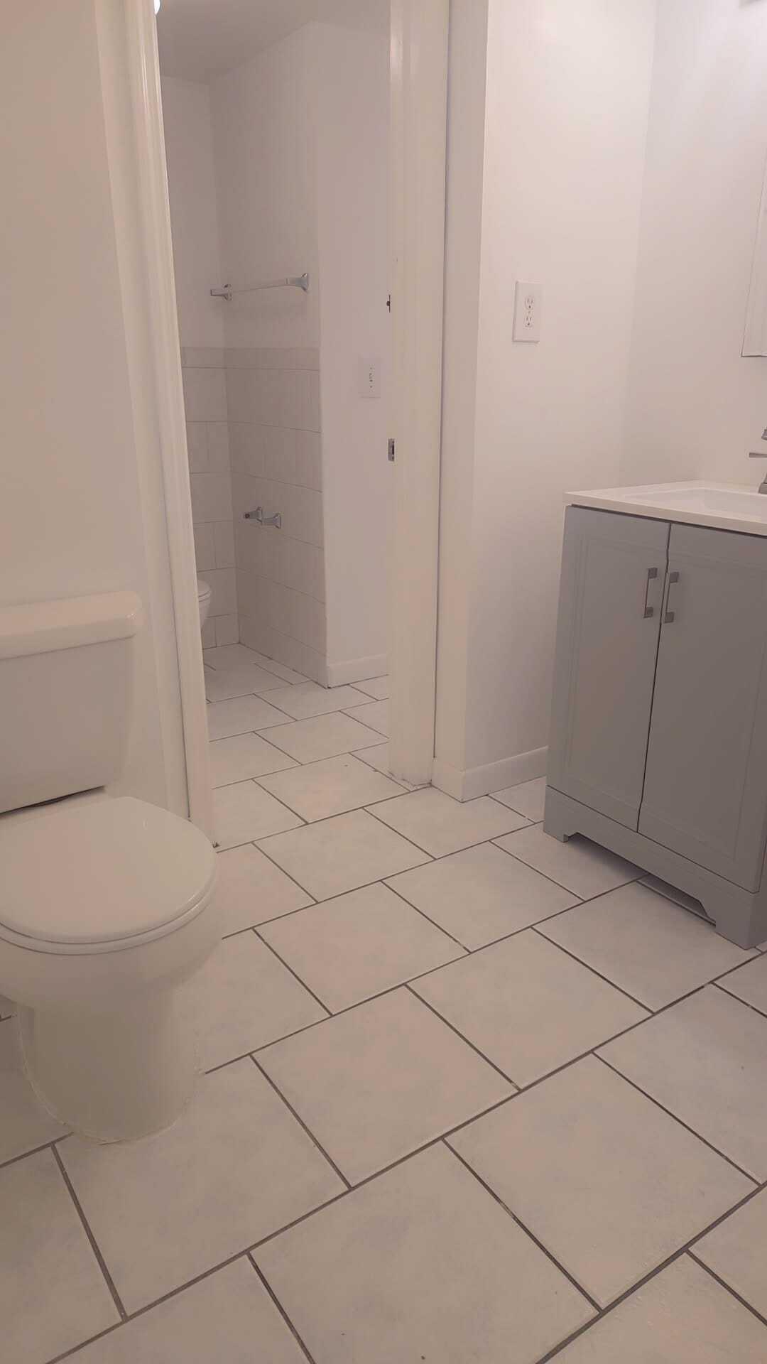 OAKS CONDO - Residential Lease