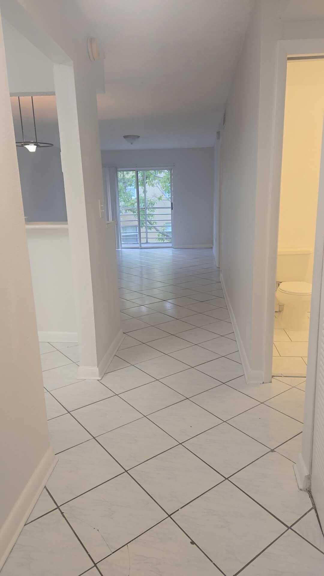 OAKS CONDO - Residential Lease