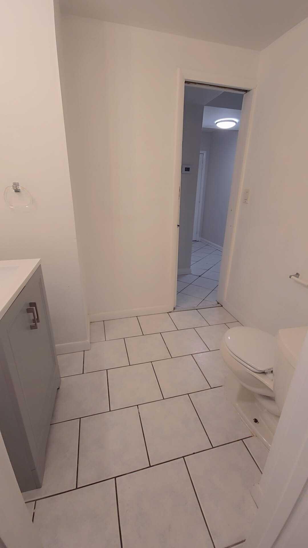 OAKS CONDO - Residential Lease