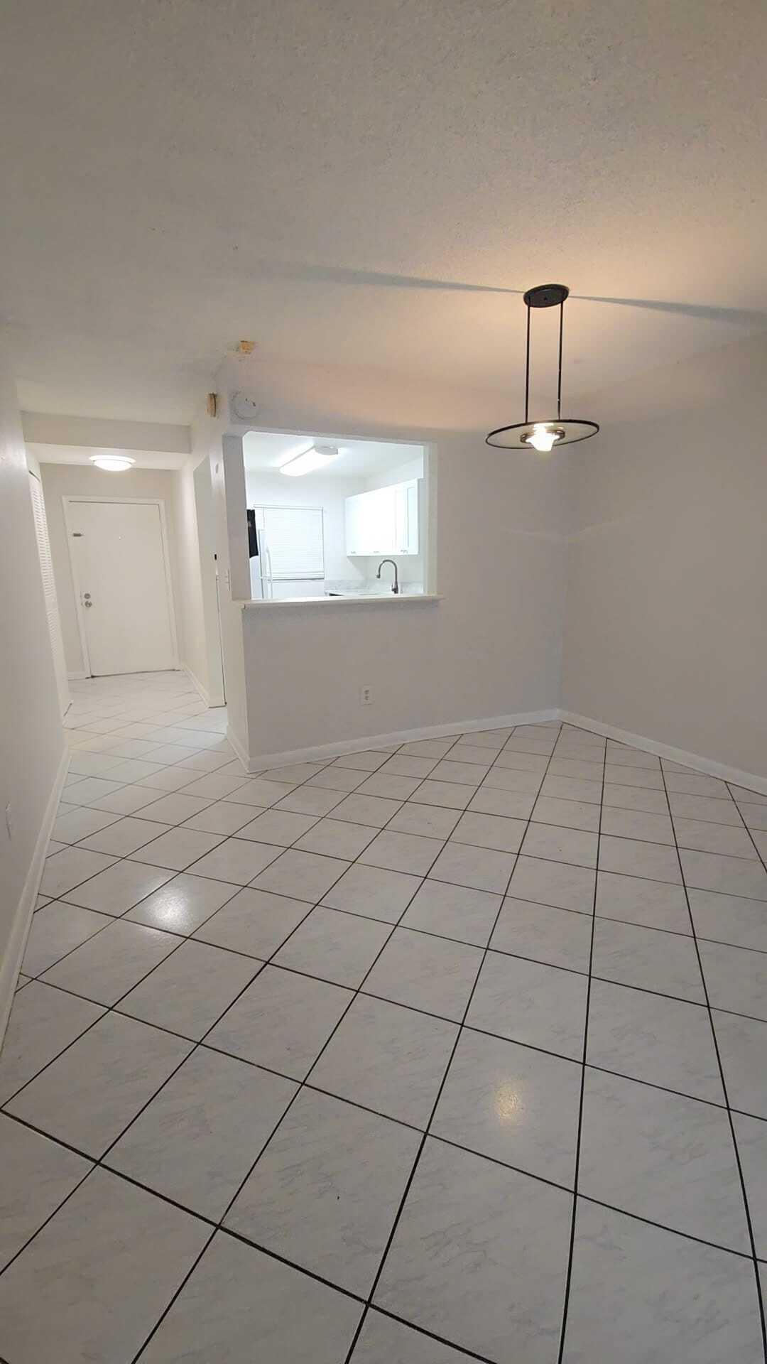 OAKS CONDO - Residential Lease
