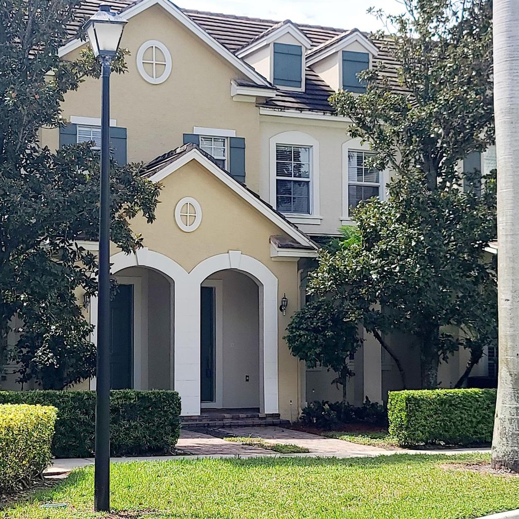 Photo of 155 Mulligan Place, Jupiter, FL 33458 (MLS # R10922190)