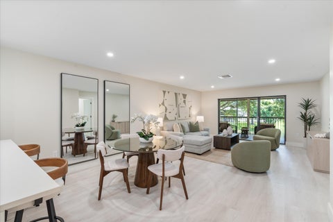Property photo of 52 Stratford Lane W F, Boynton Beach, FL 33436