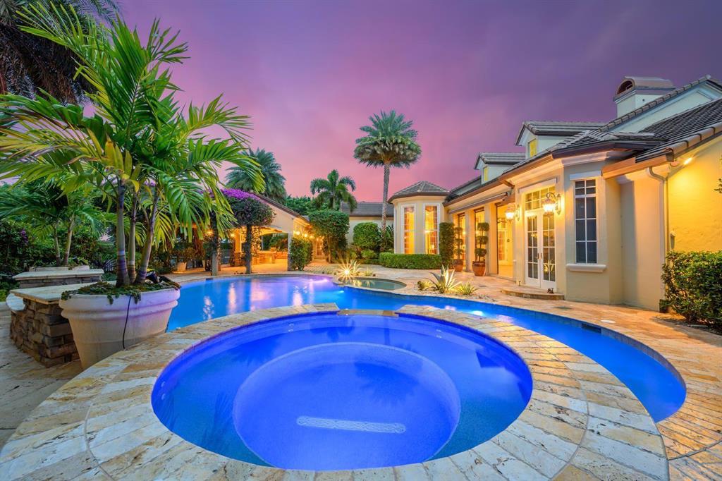 SADDLE TRAIL PARK OF WELLINGTON - Residential