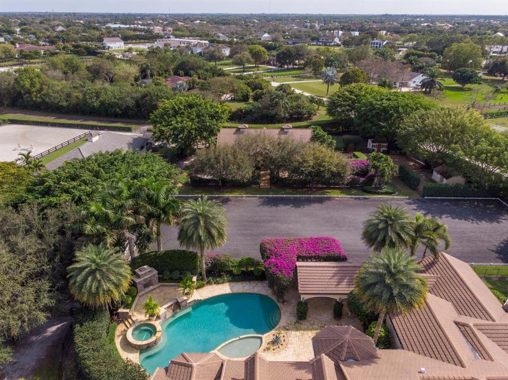 SADDLE TRAIL PARK OF WELLINGTON - Residential