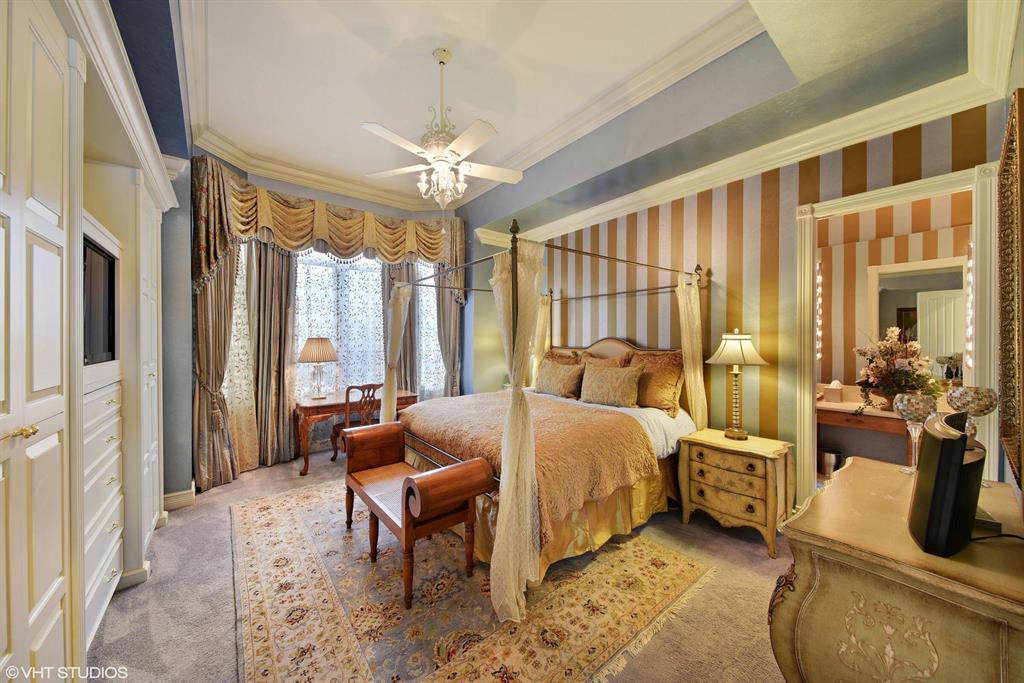 SADDLE TRAIL PARK OF WELLINGTON - Residential