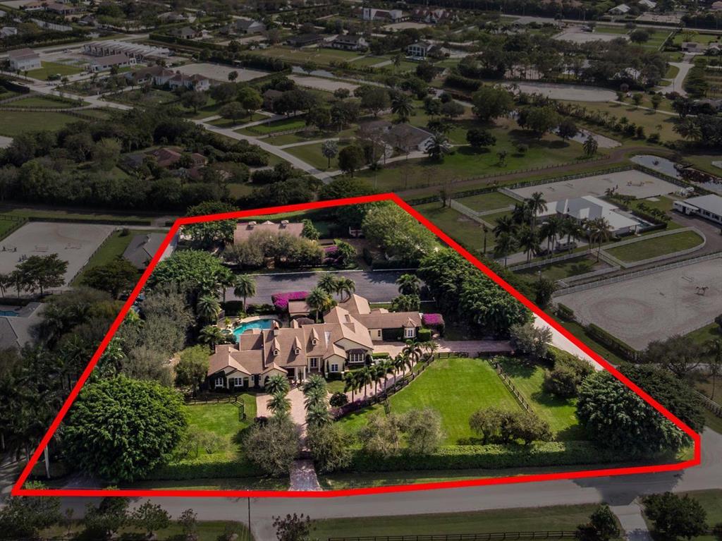 SADDLE TRAIL PARK OF WELLINGTON - Residential