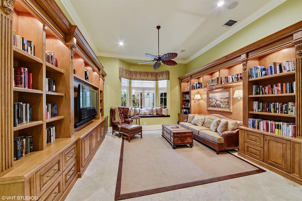 SADDLE TRAIL PARK OF WELLINGTON - Residential