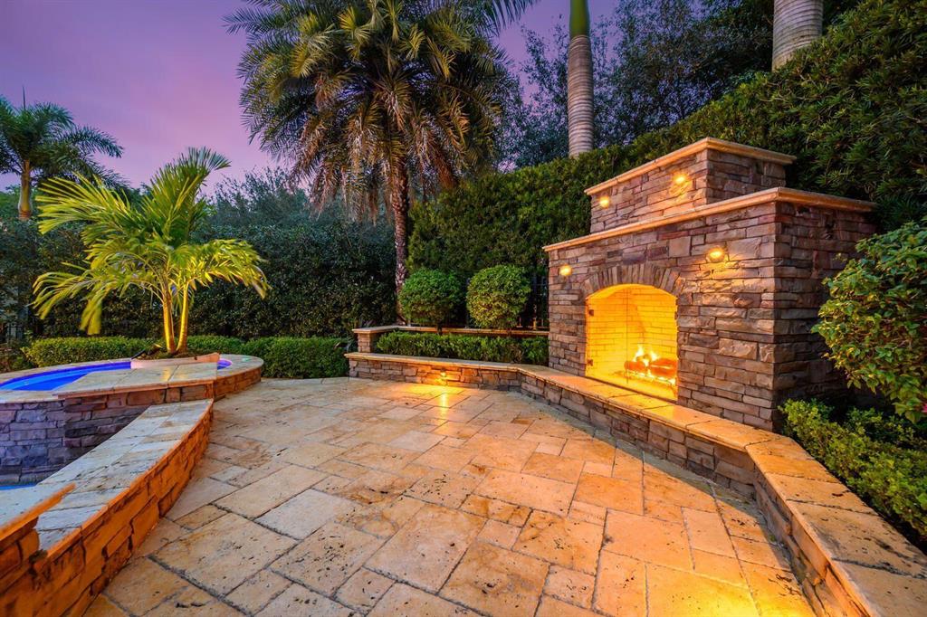 SADDLE TRAIL PARK OF WELLINGTON - Residential