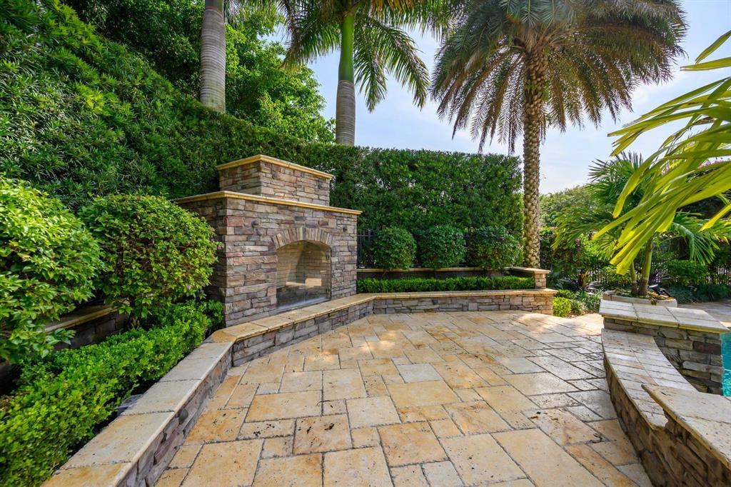 SADDLE TRAIL PARK OF WELLINGTON - Residential