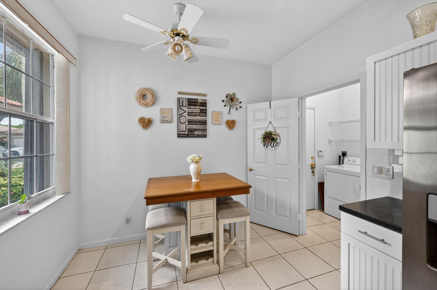 PALM ISLES WEST - Residential