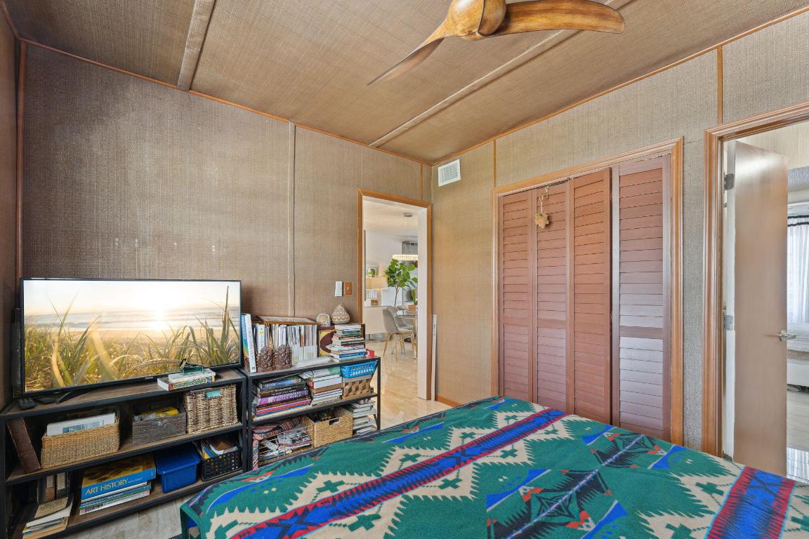 LEISUREVILLE LAKE CONDO - Residential