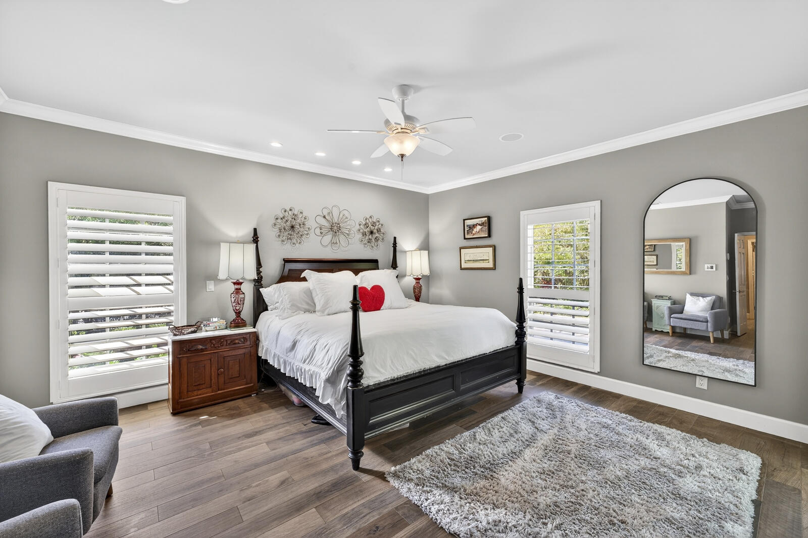 PEBBLE BAY ESTATES - Residential