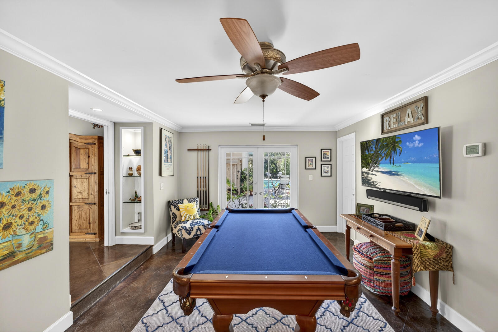 PEBBLE BAY ESTATES - Residential