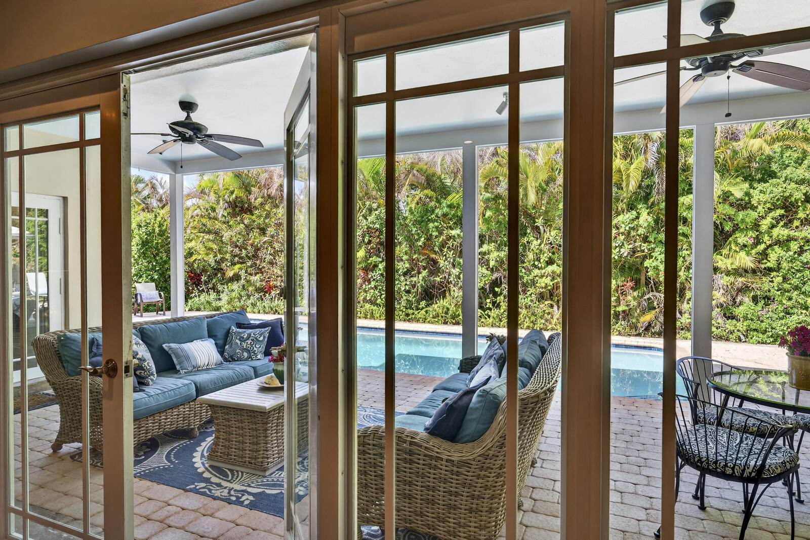 PEBBLE BAY ESTATES - Residential