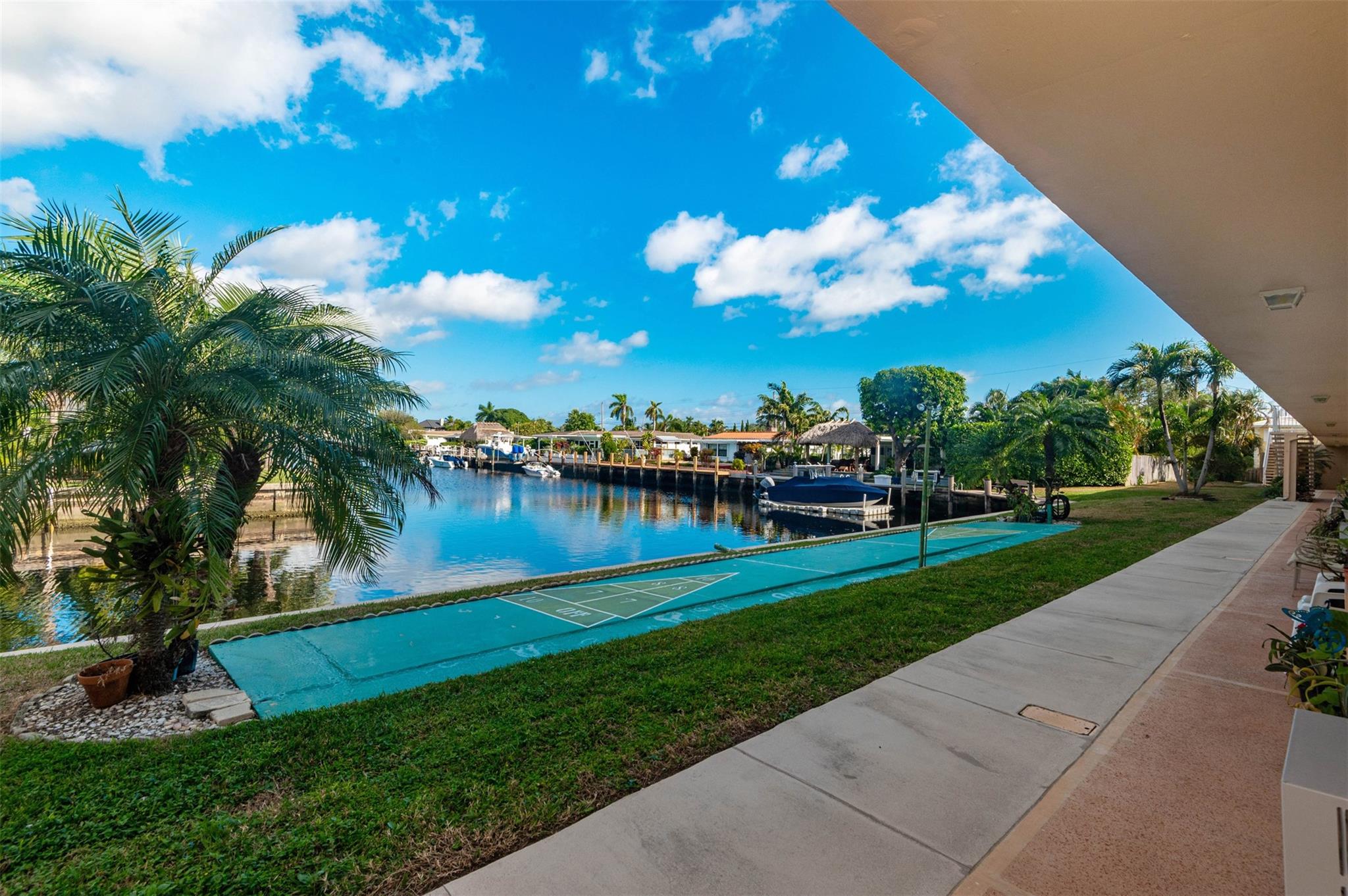 331 E Mcnab Rd 118