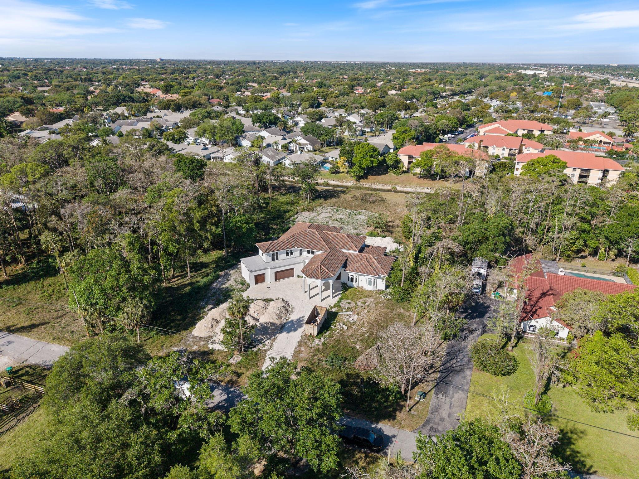 5433 NW 80th Ter