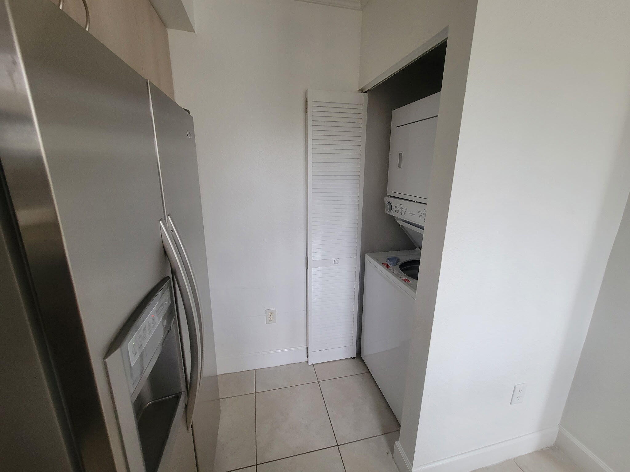 1830 RADIUS Drive 210