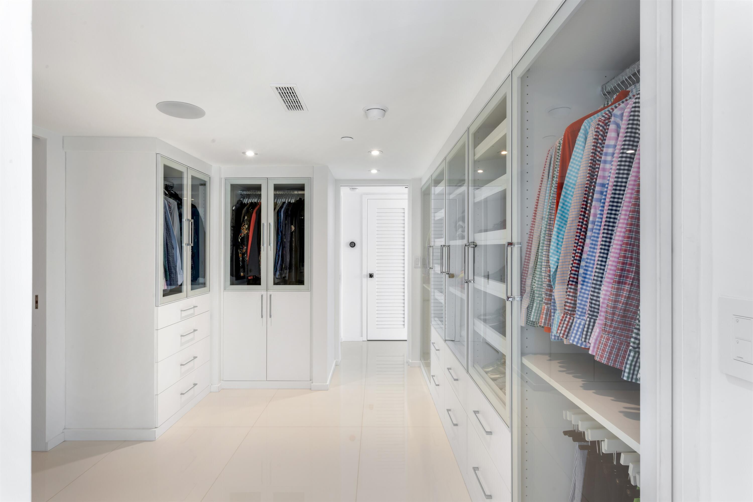 HALCYON OF PALM BEACH - Residential