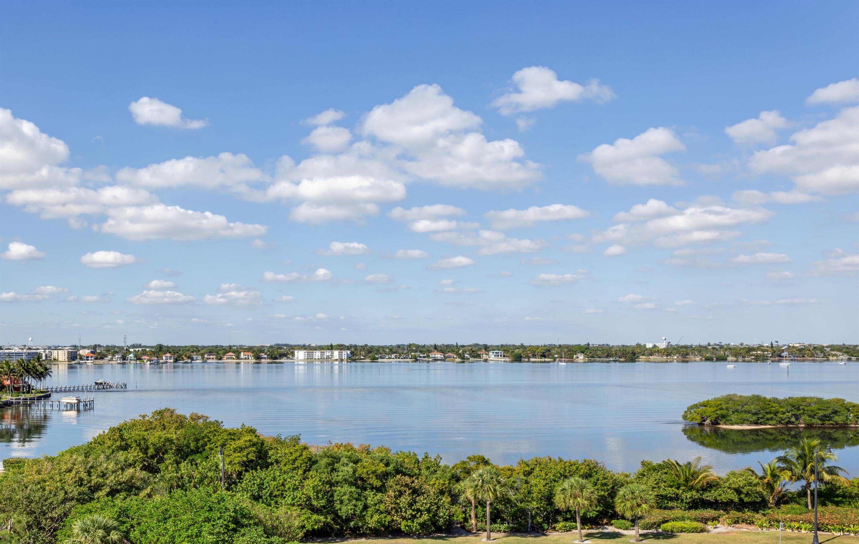 HALCYON OF PALM BEACH - Residential