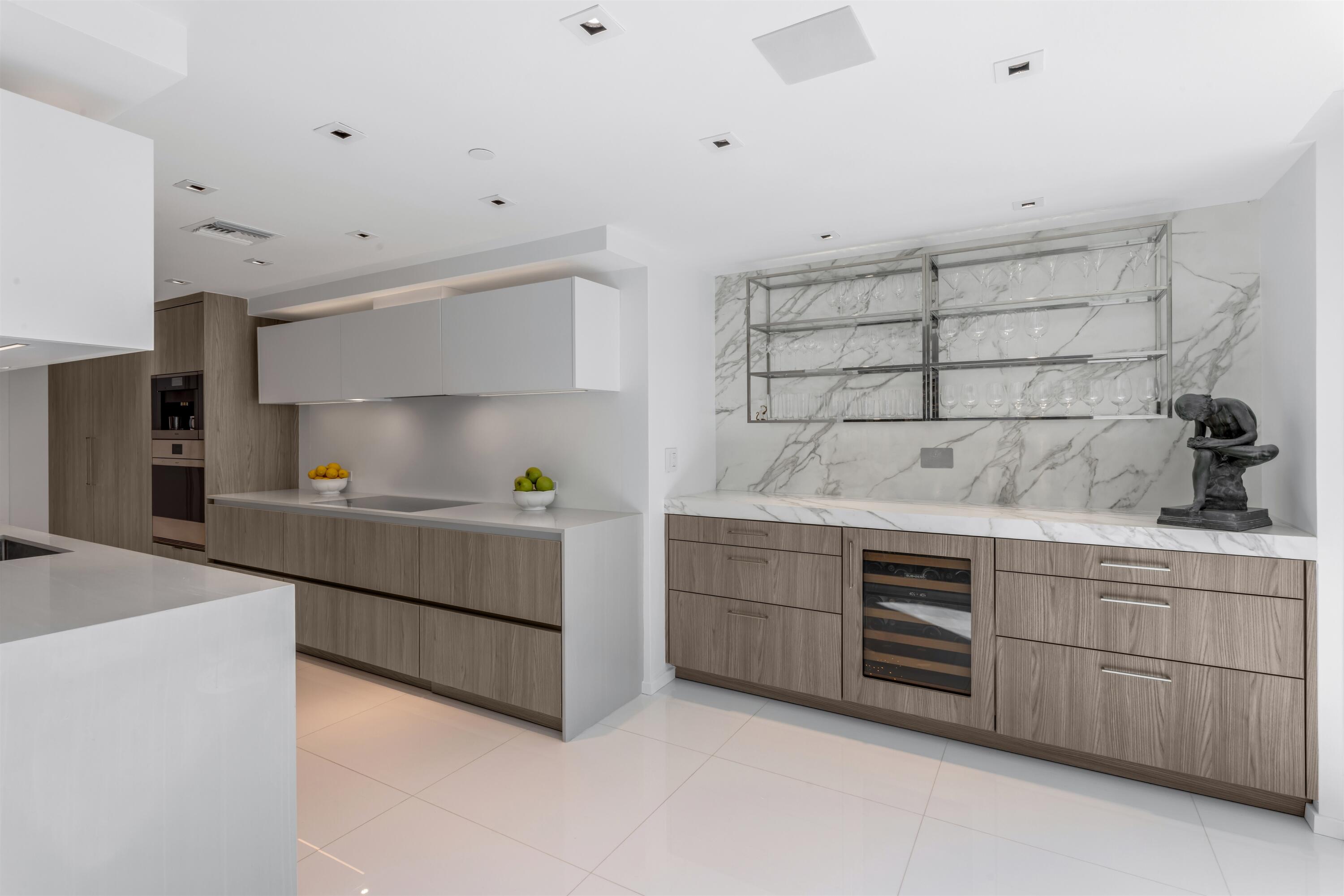 HALCYON OF PALM BEACH - Residential