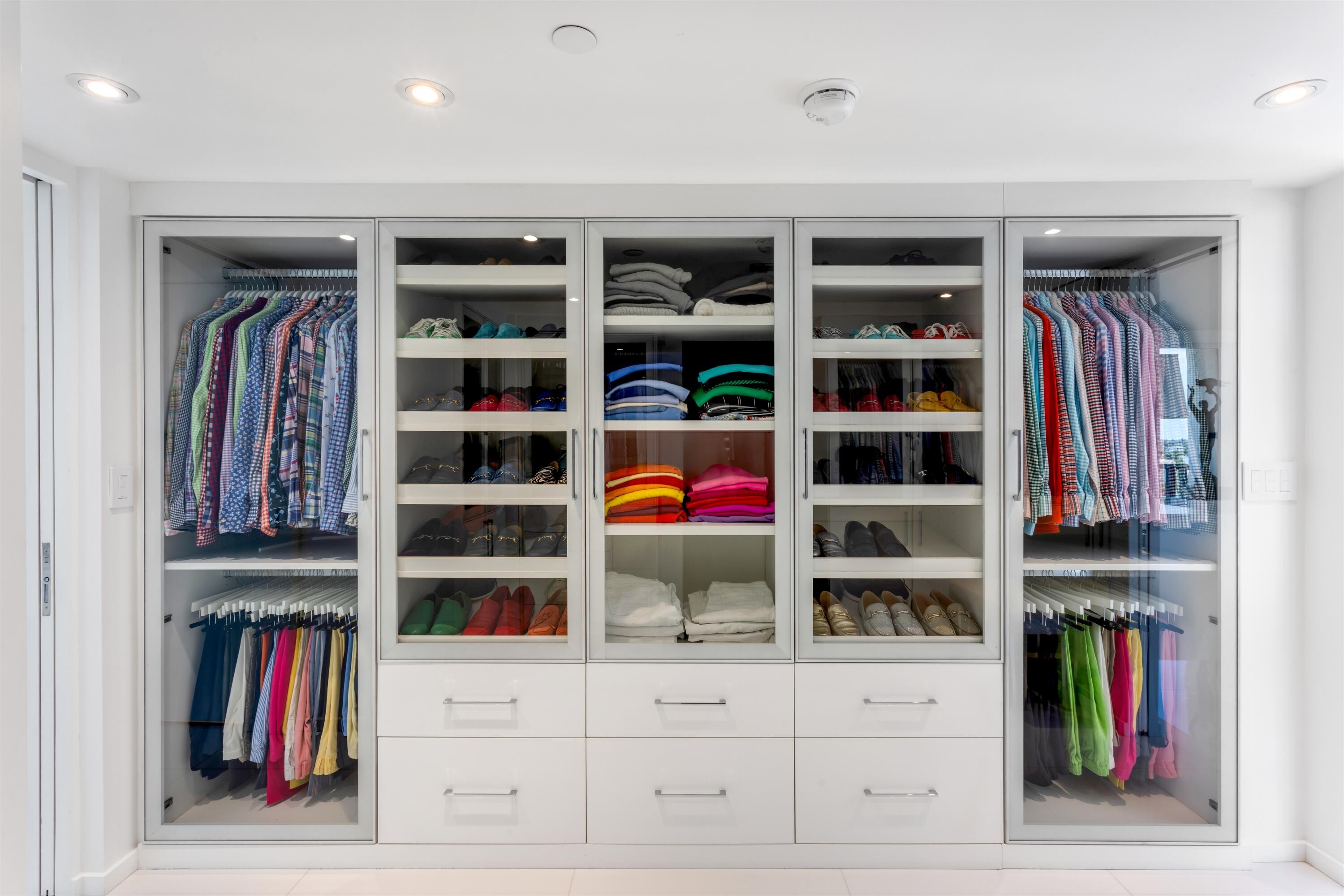 HALCYON OF PALM BEACH - Residential