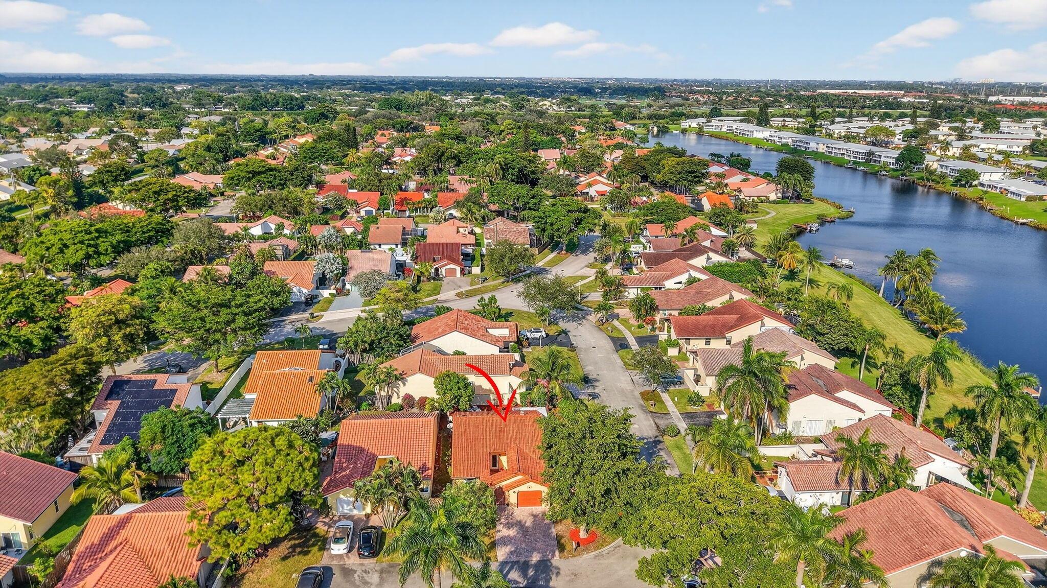 RAINBERRY LAKE - Residential