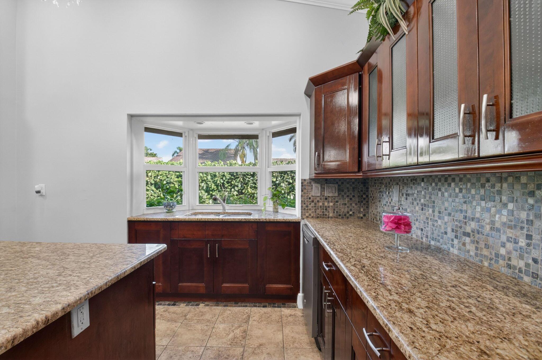 RAINBERRY LAKE - Residential