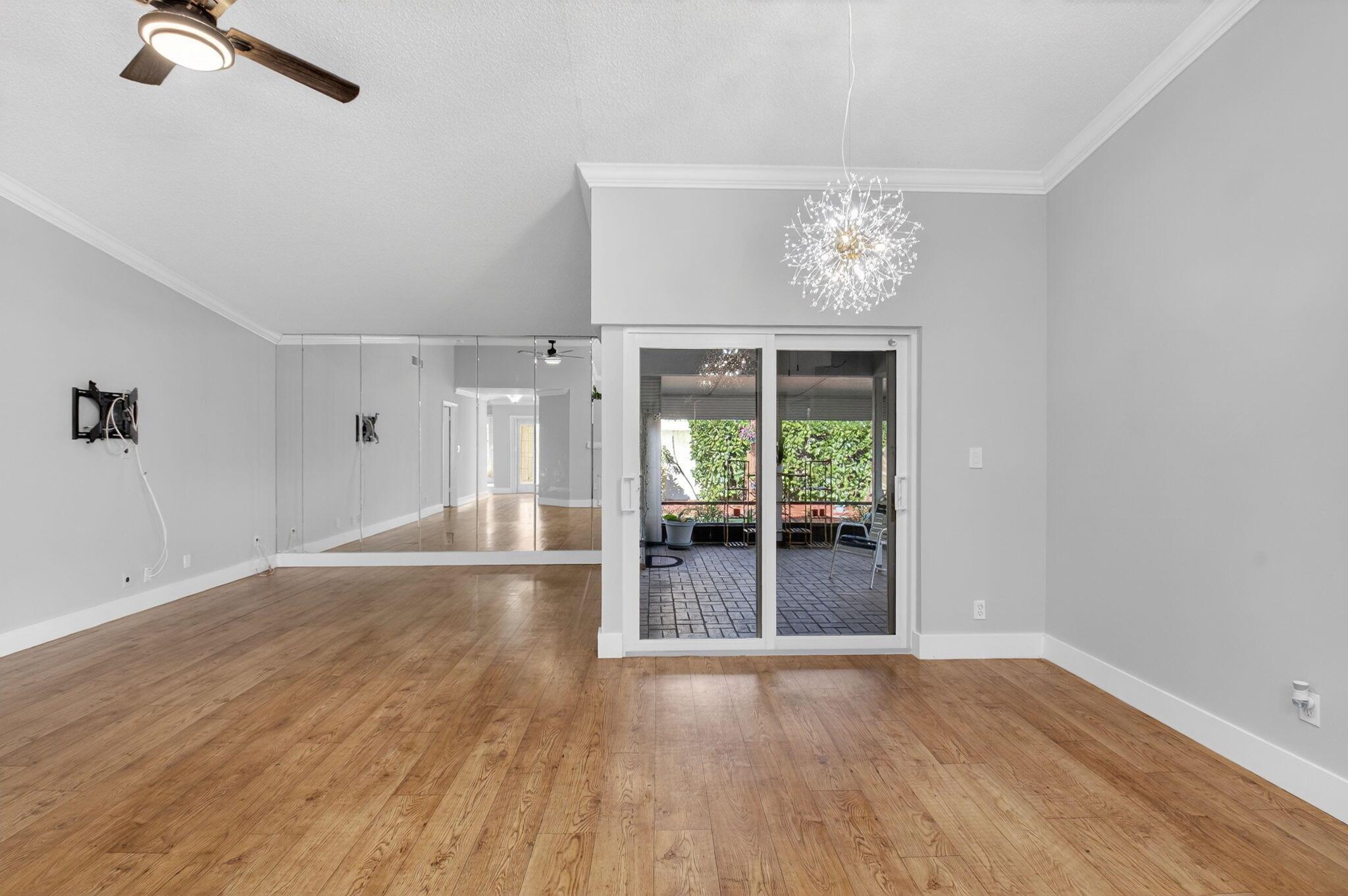 RAINBERRY LAKE - Residential