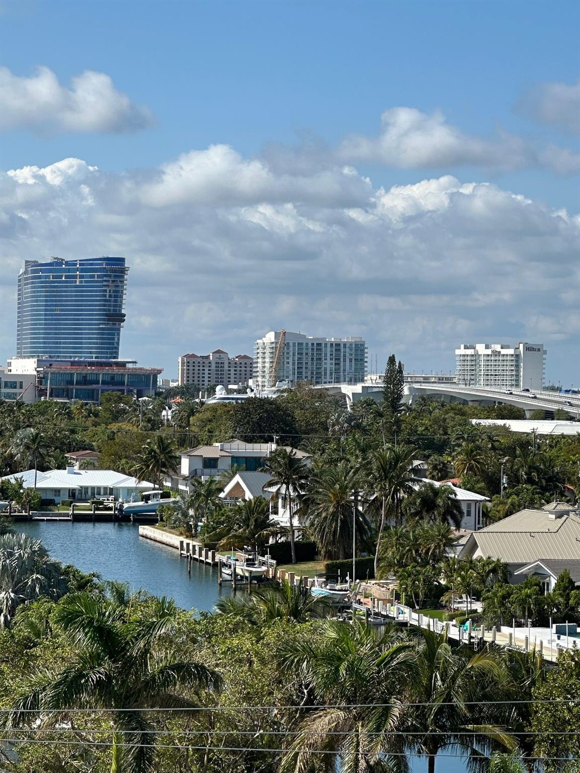 Breakwater Towers - Residential
