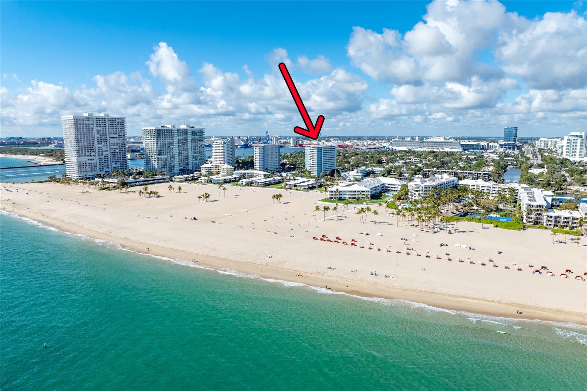 Ocean views in every direction from this rarely available 3br/2ba end unit just steps to the beach. You will not find another ocean view like it for this price in Fort Lauderdale. Located in the exclusive Harbor Beach neighborhood, just a short walk to the Pier 66, Lago Mar and Marriott Harbor Beach resorts. The building has completed its Milestone inspection and SIRS and has reserves. Amenities include heated pool, BBQ area, 24 hour security/concierge, on-site management company, on-site maintenance, bike storage, vehicle wash area, shuffleboard, large community room with kitchen. Can be sold furnished or unfurnished.
Watch both the sunrise and sunset from this lovingly cared for unit.