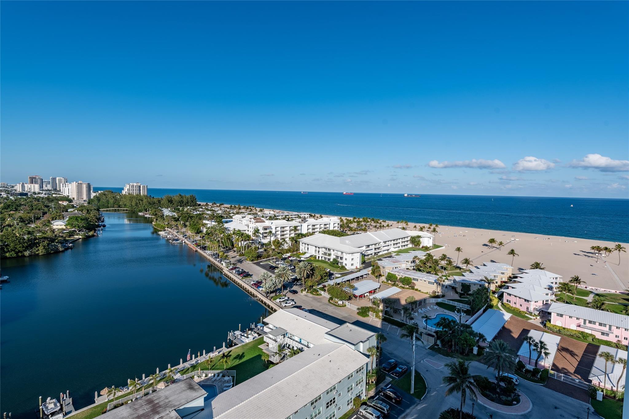 Breakwater Towers - Residential
