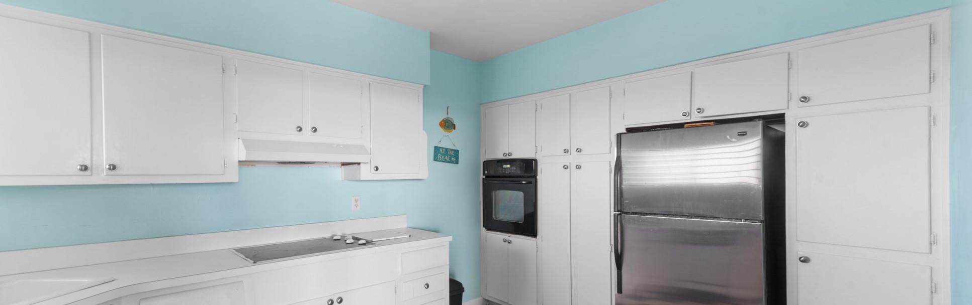 Breakwater Towers - Residential