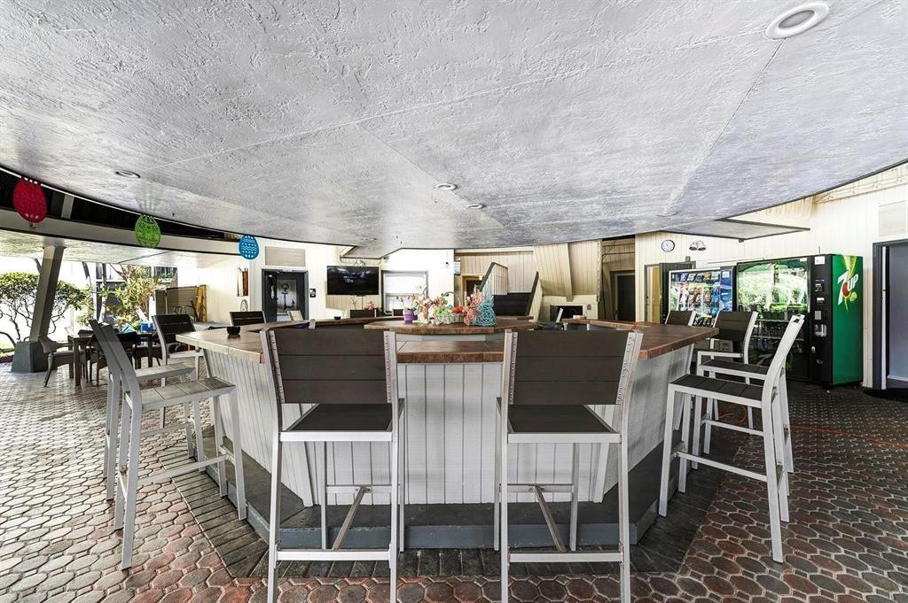 Cross Fox - Residential Lease