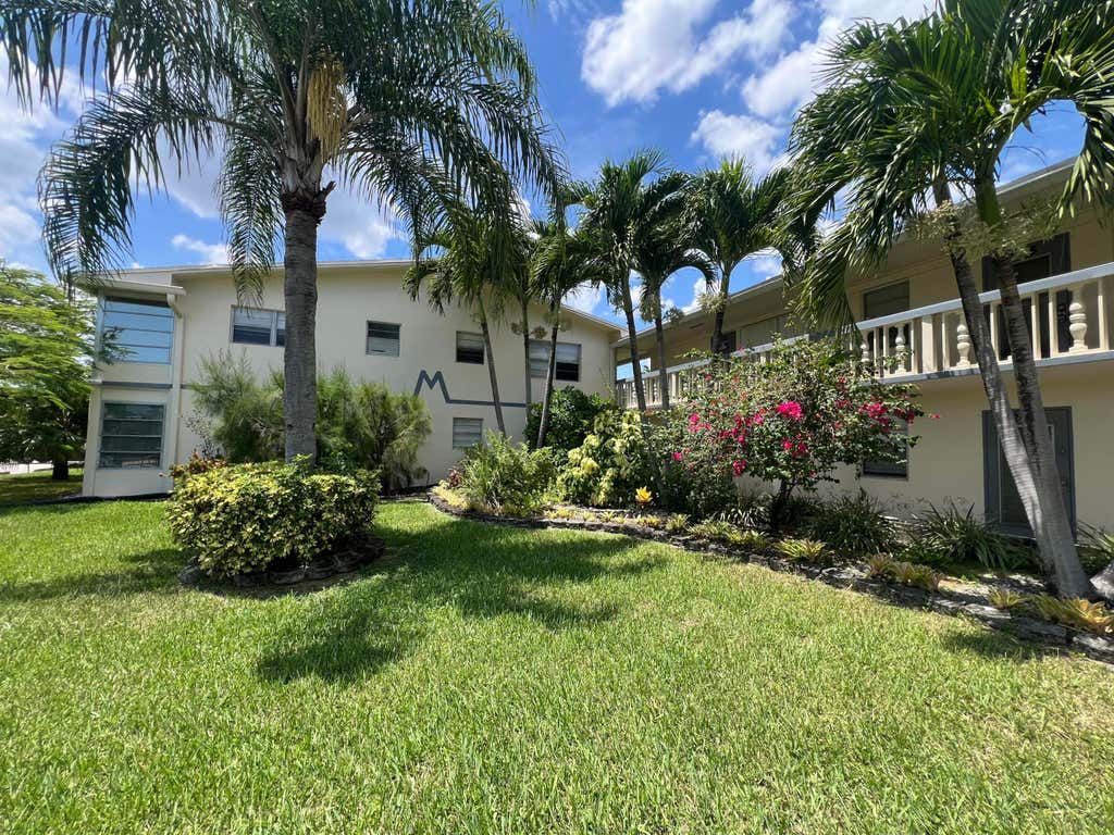 Photo of 255 Prescott M, Deerfield Beach, FL 33442 (MLS # B26066683)