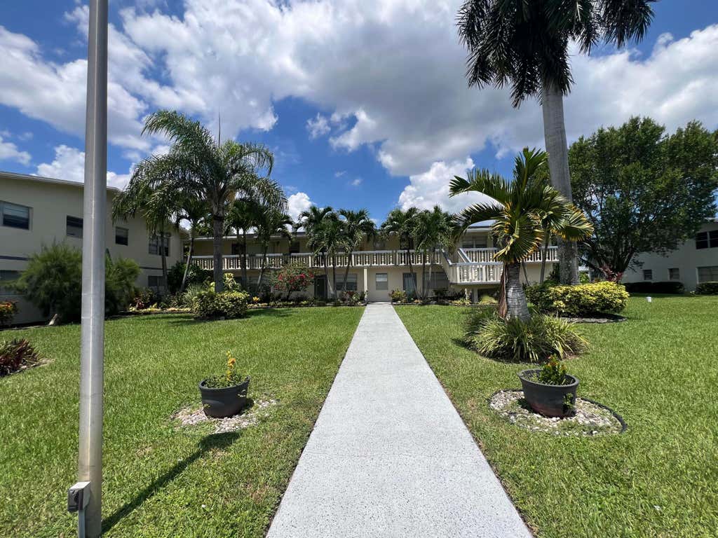 Photo of 255 Prescott M, Deerfield Beach, FL 33442 (MLS # B26066683)
