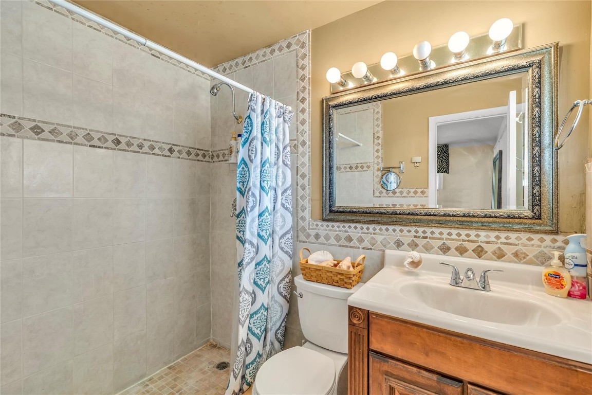 Douglas Park 45-29 B - Residential