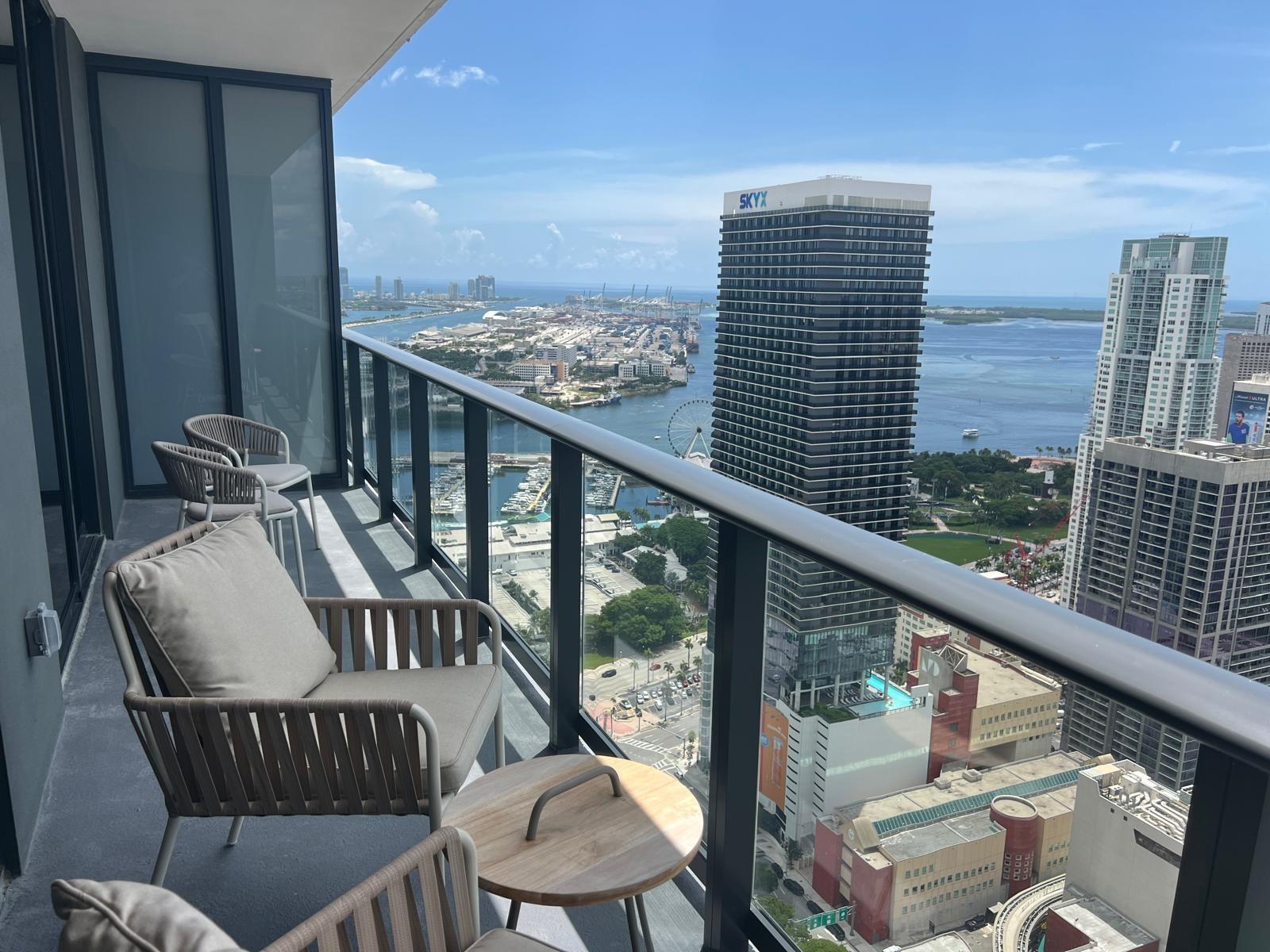 LEASE this fully furnished 1BD/1BA at GALE/NATIVO Miami Residences in Downtown, next to Miami World Center. This modern 687 SF unit features a king bed, sofa bed, washer/dryer, smart tech, and floor-to-ceiling windows with stunning city and bay views. Whether seeking a primary residence or a vacation home, this condo offers the perfect blend of location and lifestyle. Enjoy luxury amenities: rooftop pool, spa, sauna, steam room, gym, co-working lounge, kids' room, and 3 restaurants. Located in a 52-story tower by Arquitectonica, near Port of Miami and Kaseya Center. Cable, internet, and 24/7 concierge included. Flexible lease terms—contact listing agent for details.