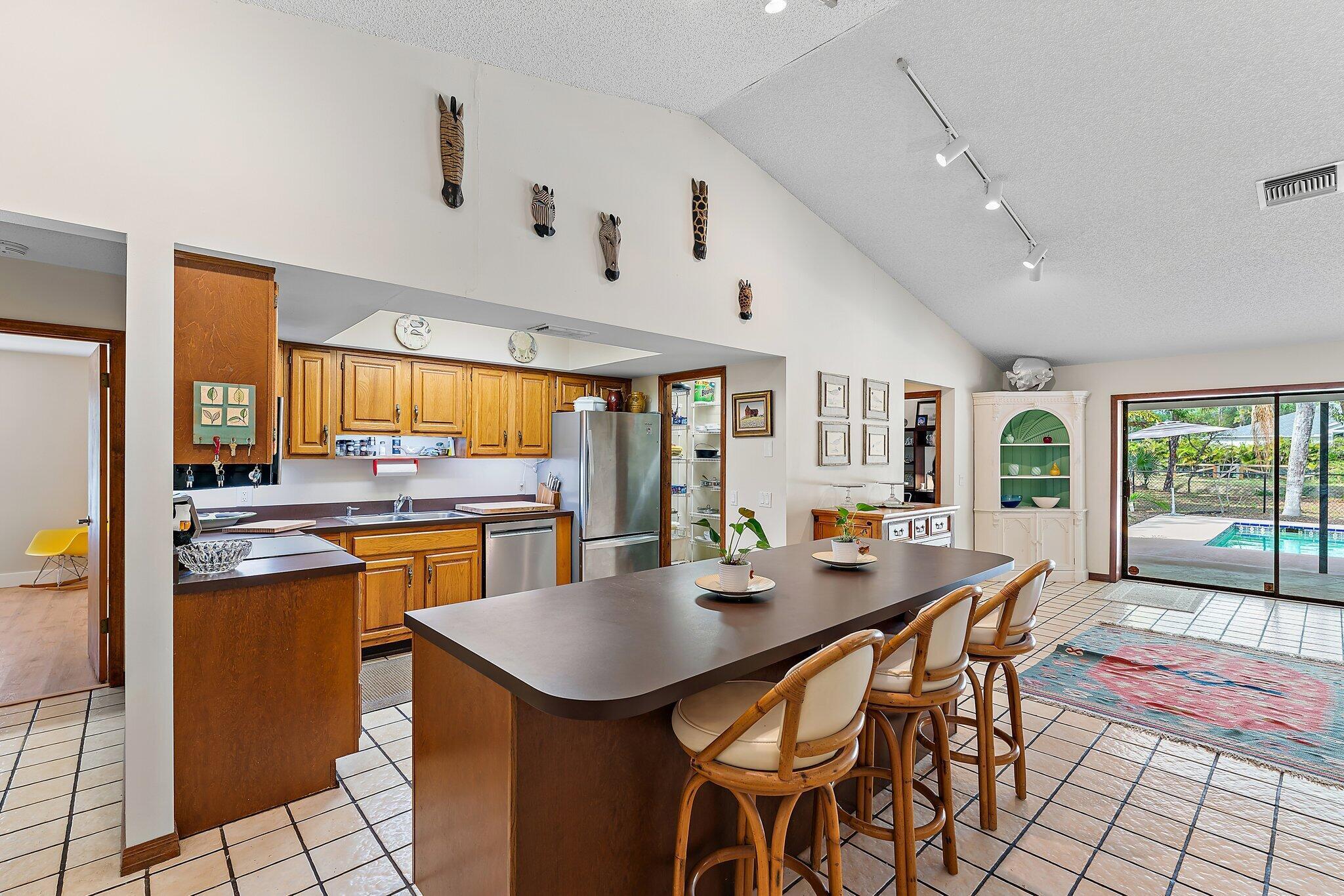 12215 N 174th Place N