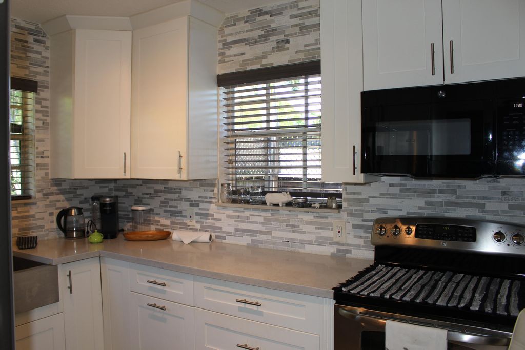 Photo of 225 Gulfstream Boulevard, Boynton Beach, FL 33435 (MLS # B26026286)