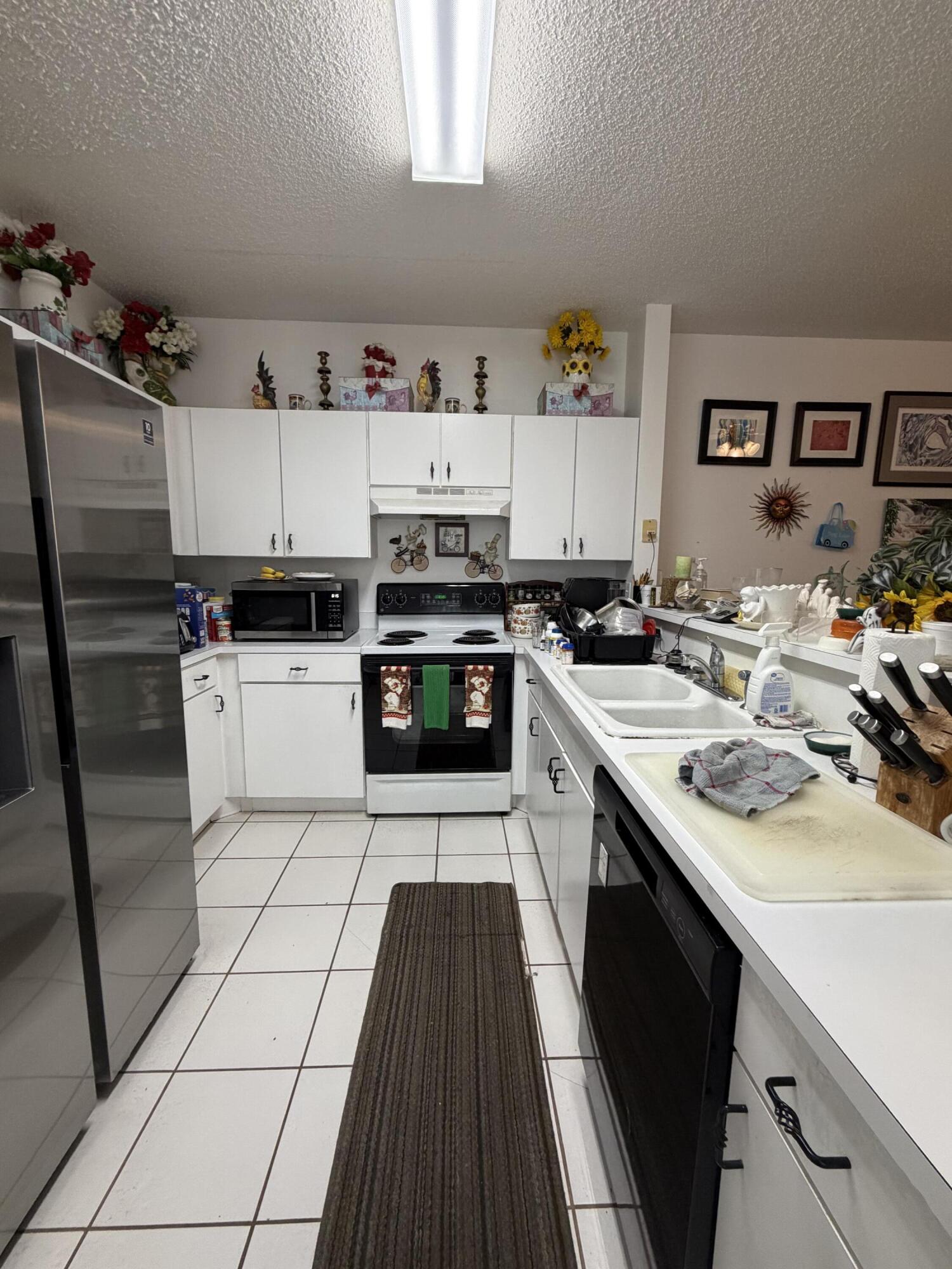 11812 Royal Palm Boulevard