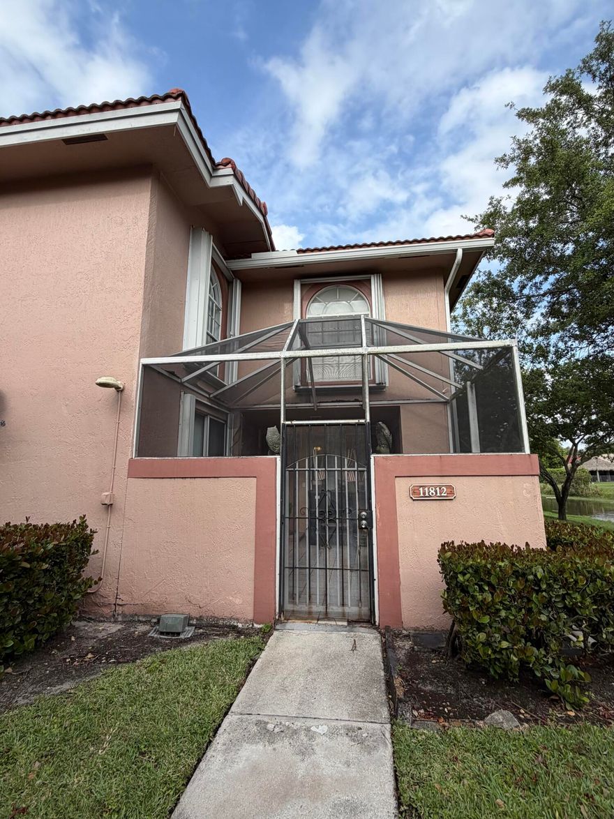 Opportunity awaits with this well-maintained townhome full of potential and ready for its next chapter. Whether you're an investor searching for your next project or an end buyer, this residence offers the perfect canvas. Lovingly cared for over the years, the home is move-in ready while offering the chance to update and customize at your own pace. Featuring a functional layout, generous living spaces, and solid bones, this property is ideal for those with vision. A fantastic opportunity to build equity and make it your own.