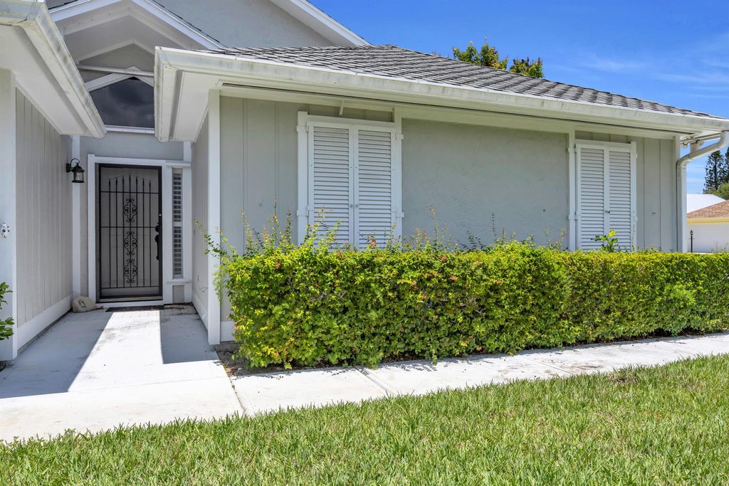 Photo of 6304 SE Ames Way, Hobe Sound, FL 33455 (MLS # R11093363)