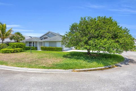 6304 SE Ames Way Hobe Sound FL 33455
