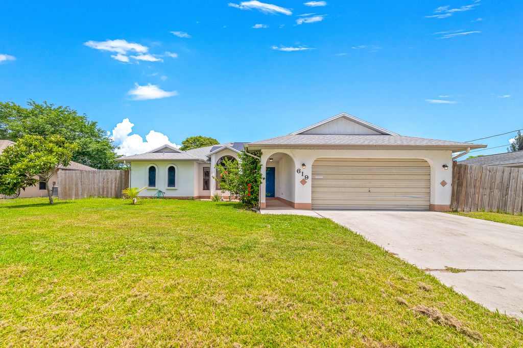 Photo of 619 SE Faith Terrace, Port Saint Lucie, FL 34983 (MLS # R10808965)