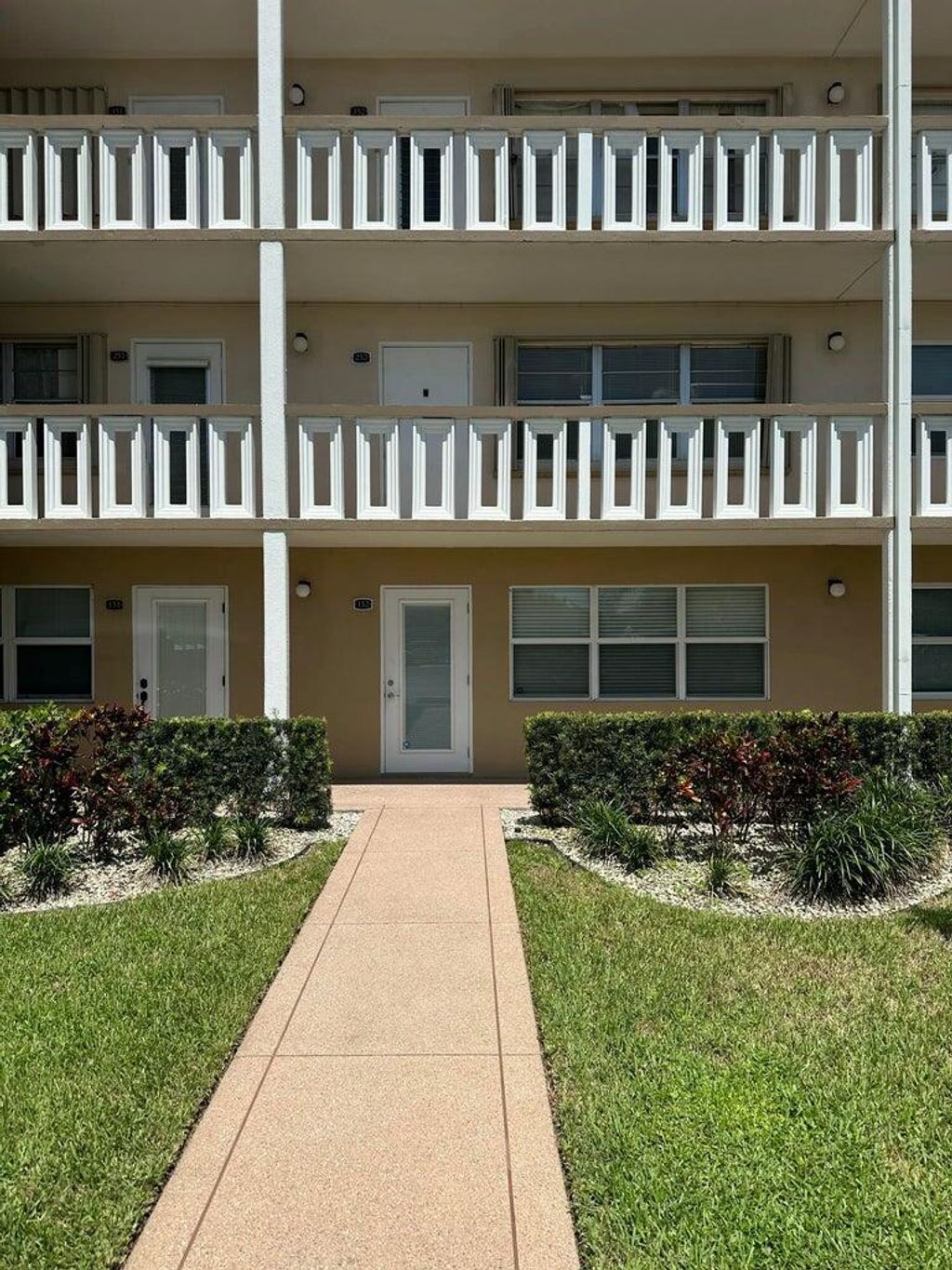 Photo of 252 Southampton C, West Palm Beach, FL 33417 (MLS # R11135084)